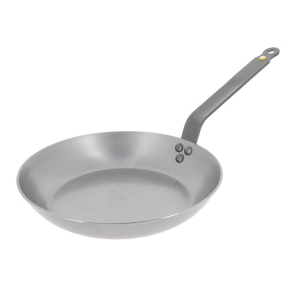 De Buyer Mineral B Frying Pan, a professional-grade non-stick cookware for everyday use