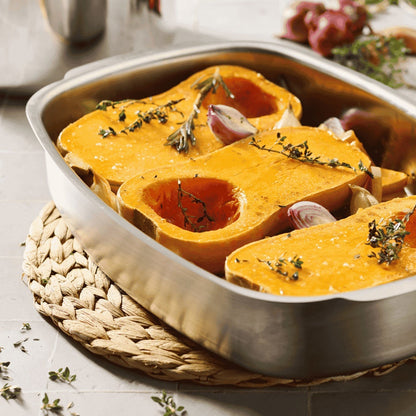 Close-up of De Buyer Stainless Steel Roasting Pan Set features